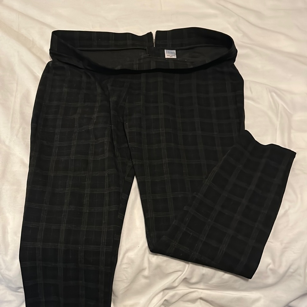 Women’s dress pants